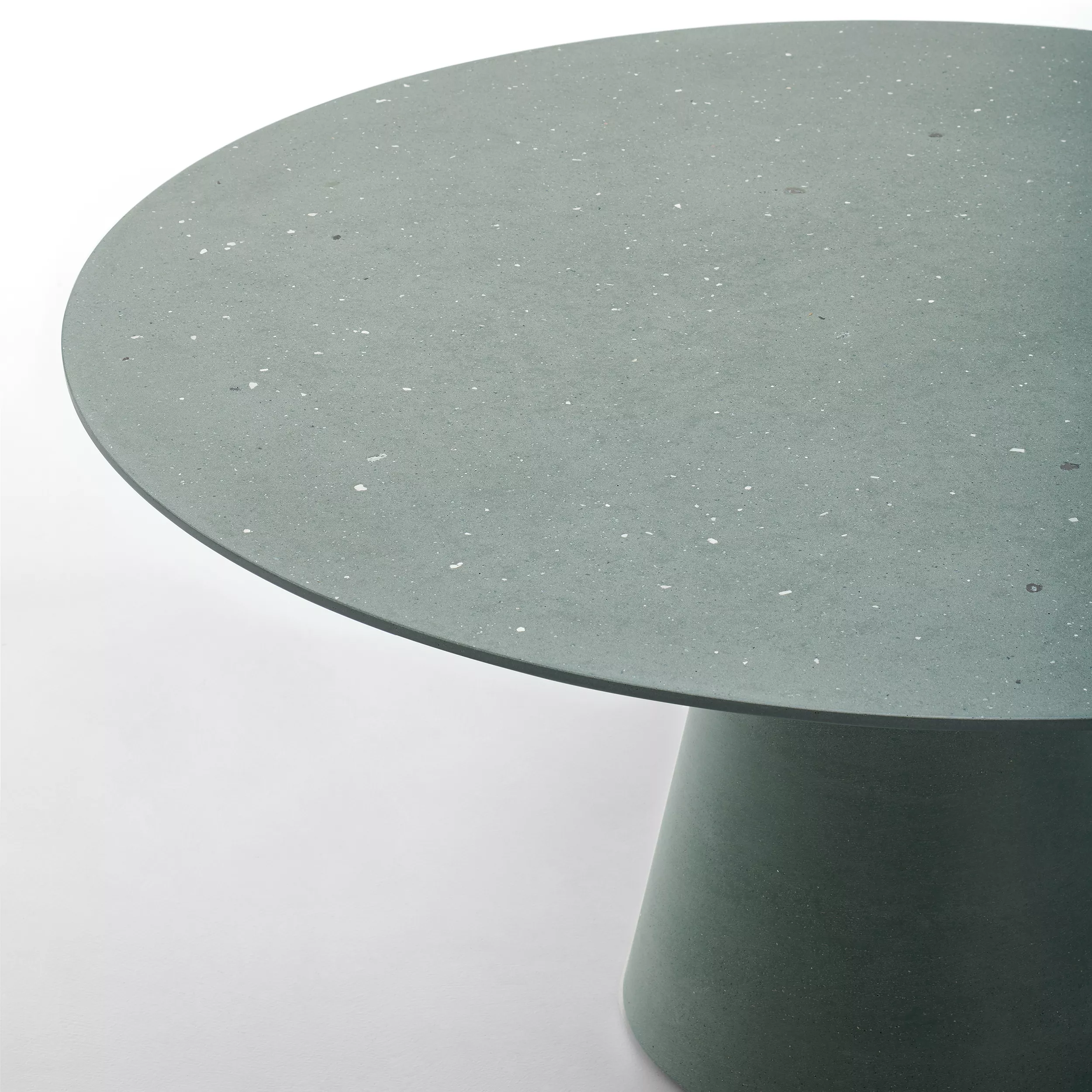 MDF Italia Rock Table in grün ohne Hintergrund