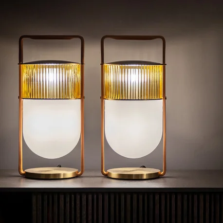 poltrona frau xi tischleuchte