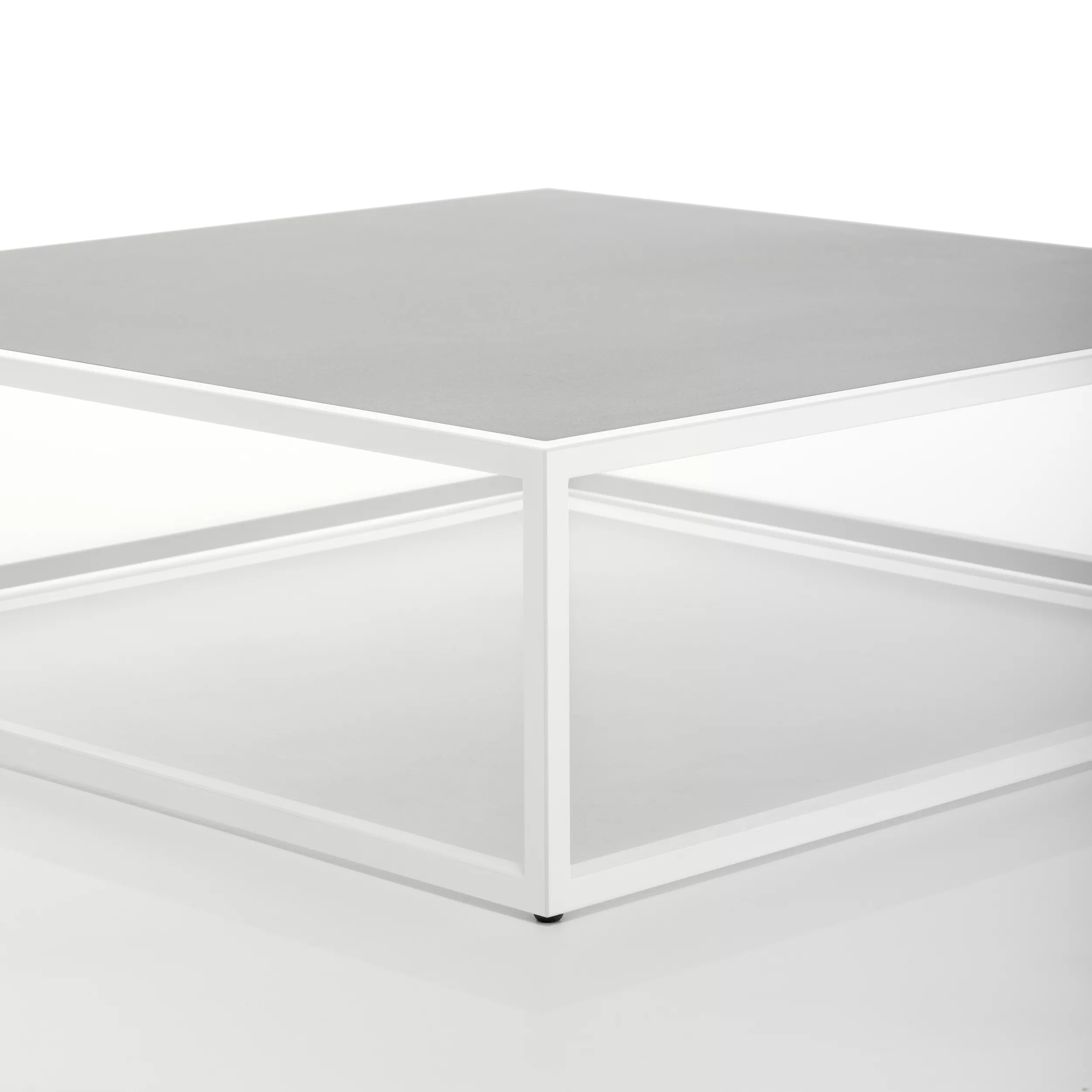 MDF Italia Arpa Beistelltisch 87x87cm in Weiß und Grau ohne Hintergrund