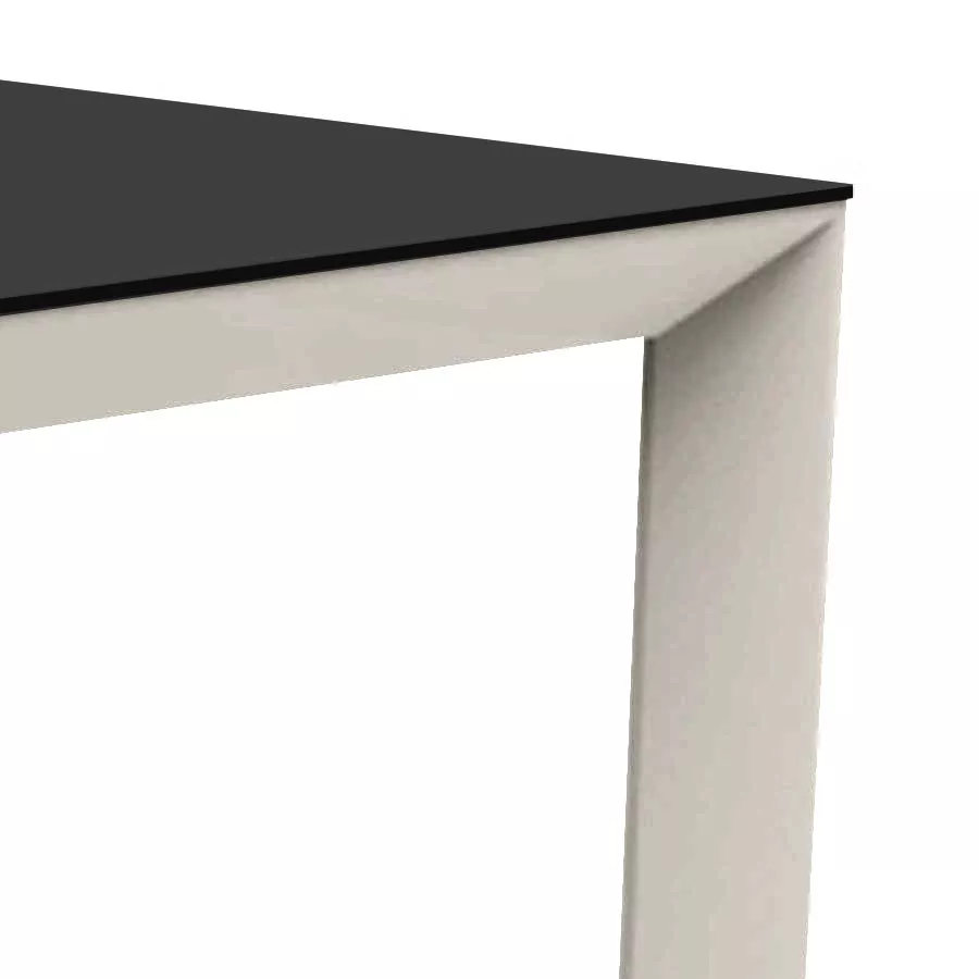 Aluminium Ecru lackiert