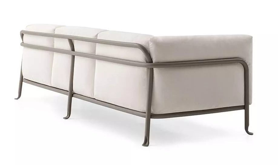 B&B Italia Borea Loungesofa in weißer Polsterung und grauem Metallrahmen ohne Hintergrund.