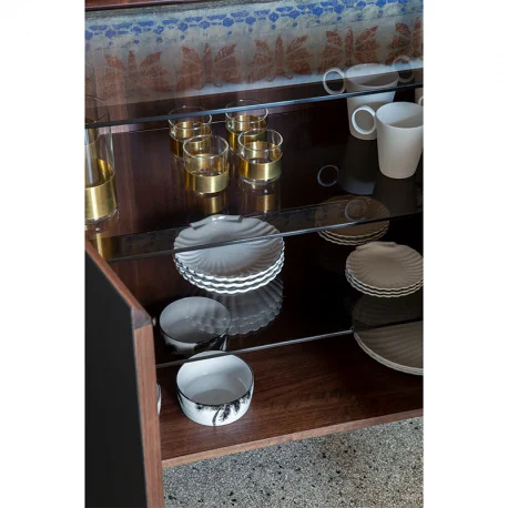 Poltrona Frau Mi Möbel sind ein elegantes und vielseitiges Möbelstück für Ihr Zuhause