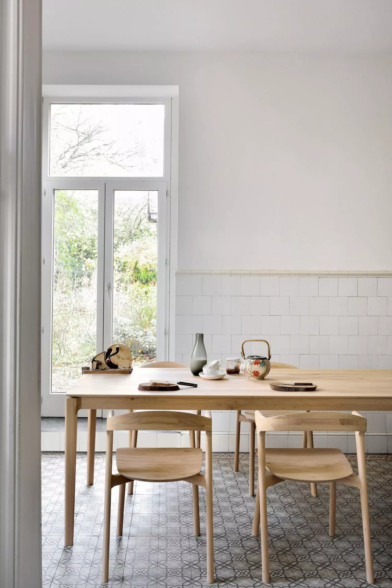 Ethnicraft_Eiche_Bok_Esstisch_51499_4_1920x1920