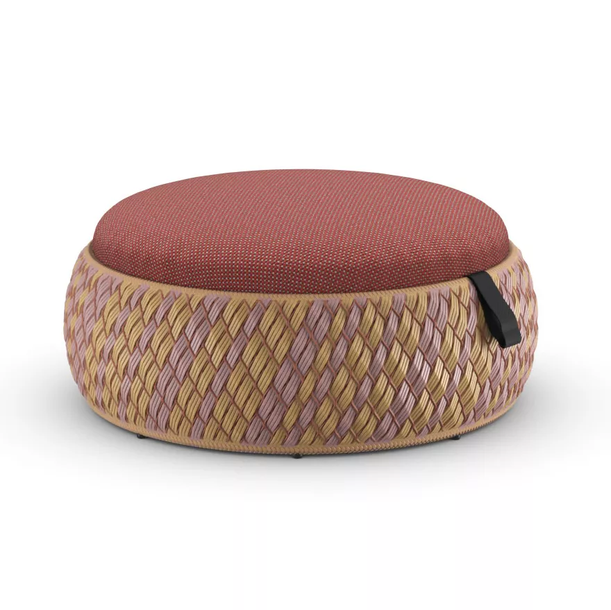 Dedon Dala Hocker in Rot und Beige ohne Hintergrund