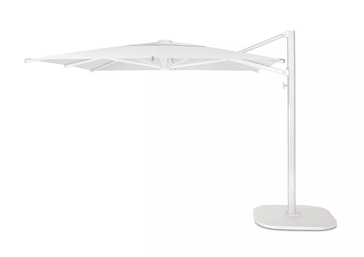 Dedon Reav Square M Cantilever 300x300 cm Sonnenschirm in Weiß mit Schutzhülle freistehend auf weißem Hintergrund