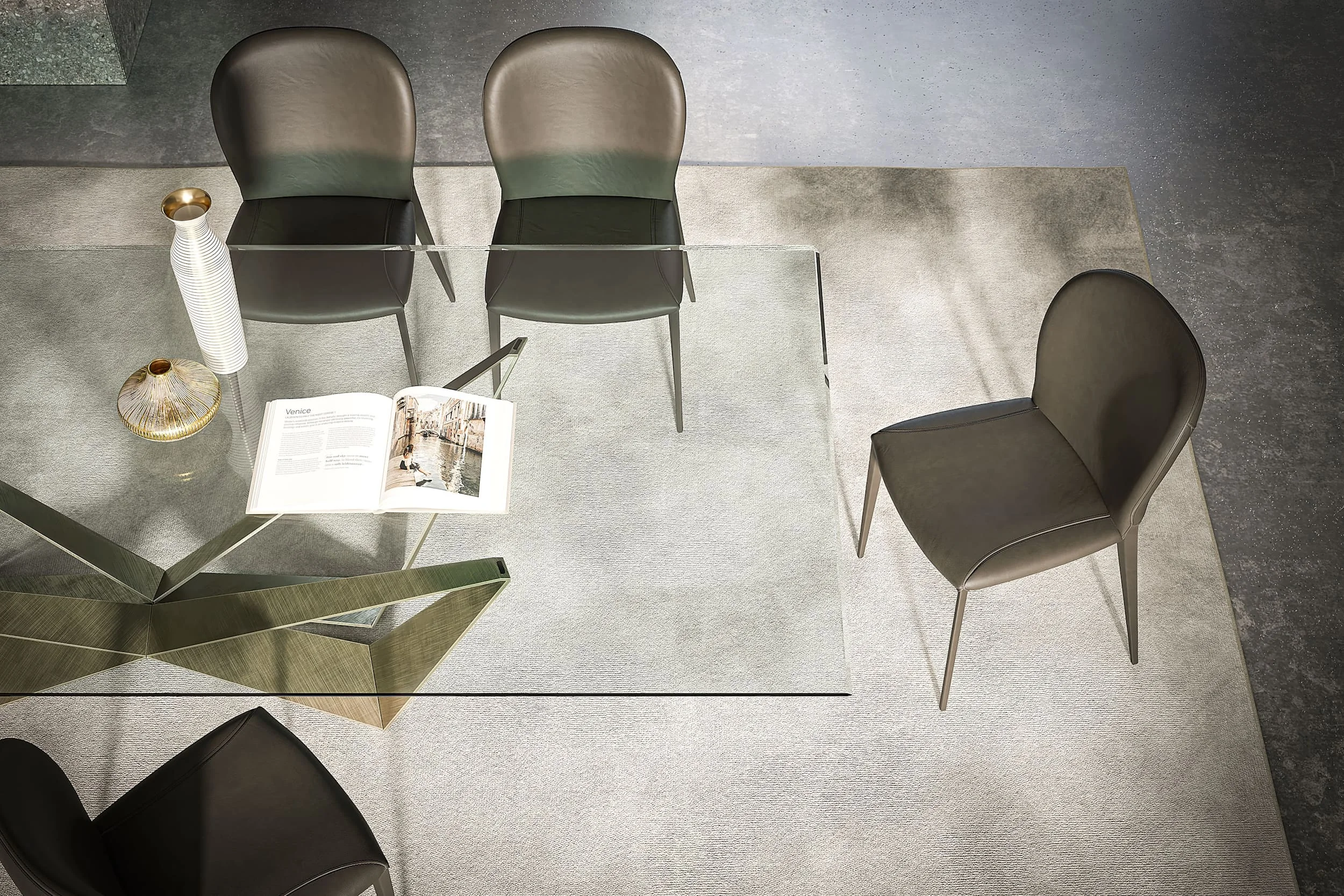 Cattelan_Italia_Skorpio_mood_2