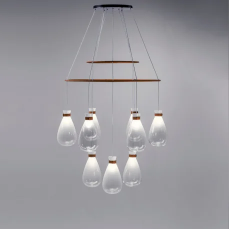 Soffi ist eine einzigartige Kombination aus Eleganz und Funktionalität Jede Lampe ist ein Meisterwerk aus mundgeblasenem Glas mit ätherischer Schönheit und weichem diffusem Licht