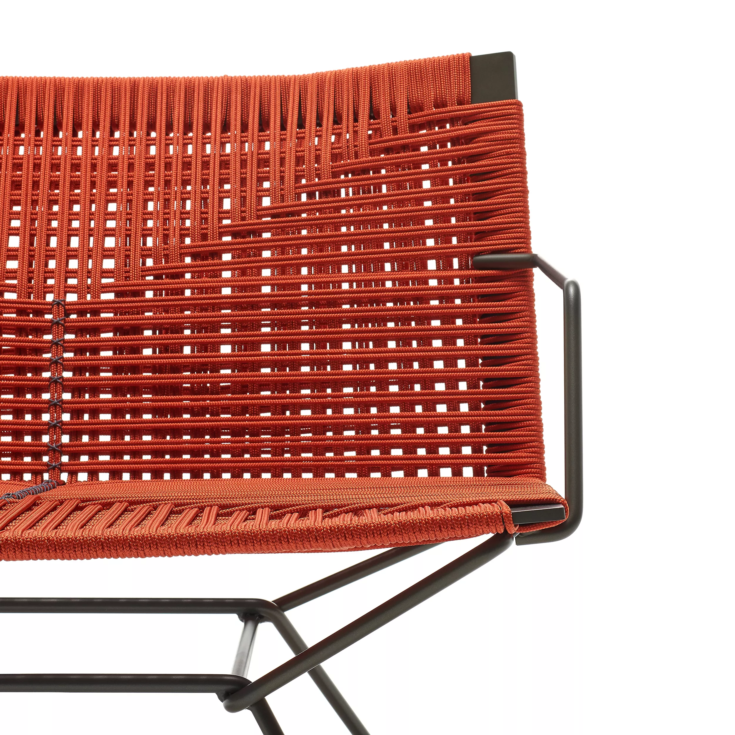 MDF Italia Arpa Loungestuhl mit Armlehne in Rot ohne Hintergrund