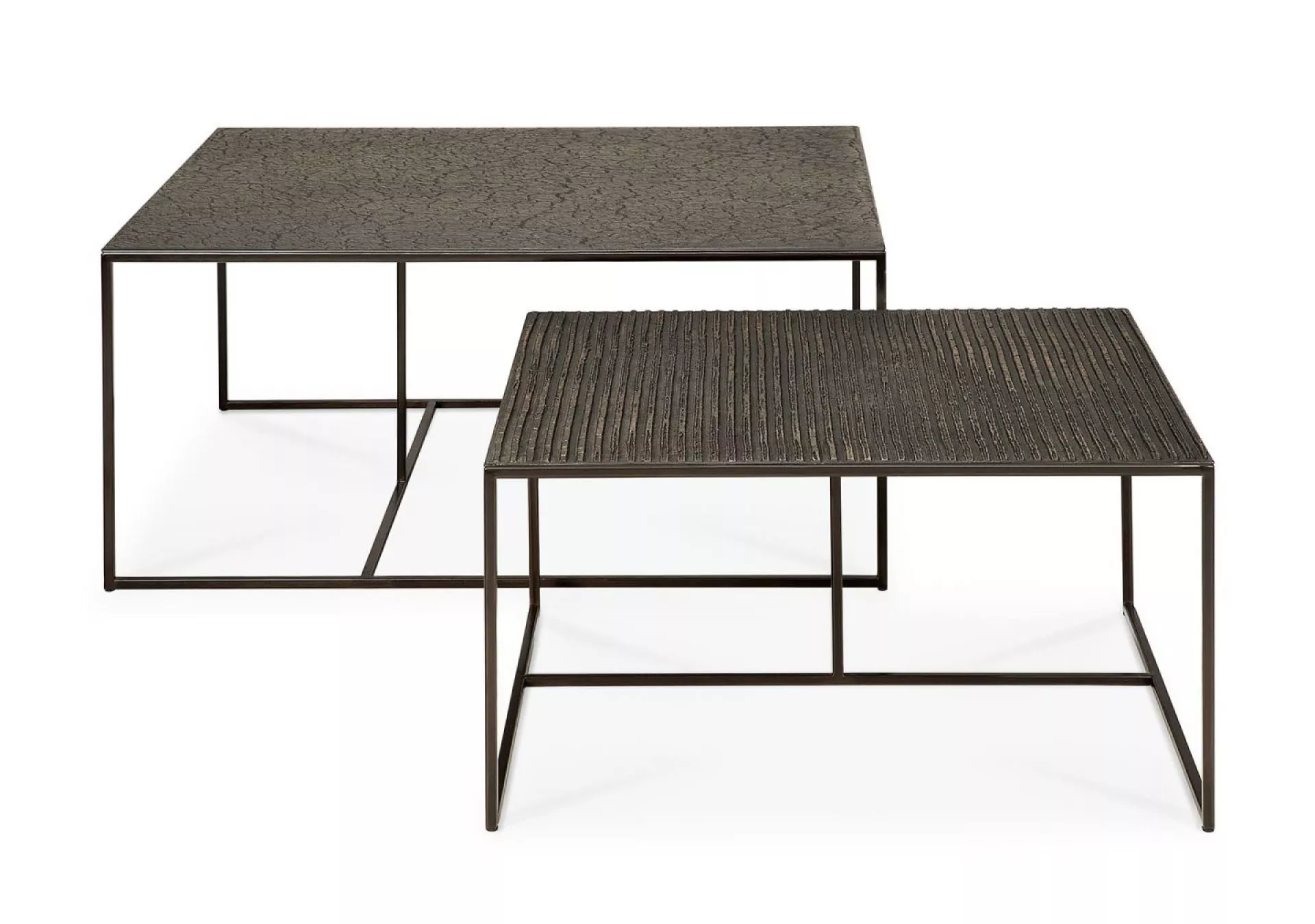 Ethnicraft_25895_Pentagon_Couchtisch_whisky_2er_Set_010_1920x1920