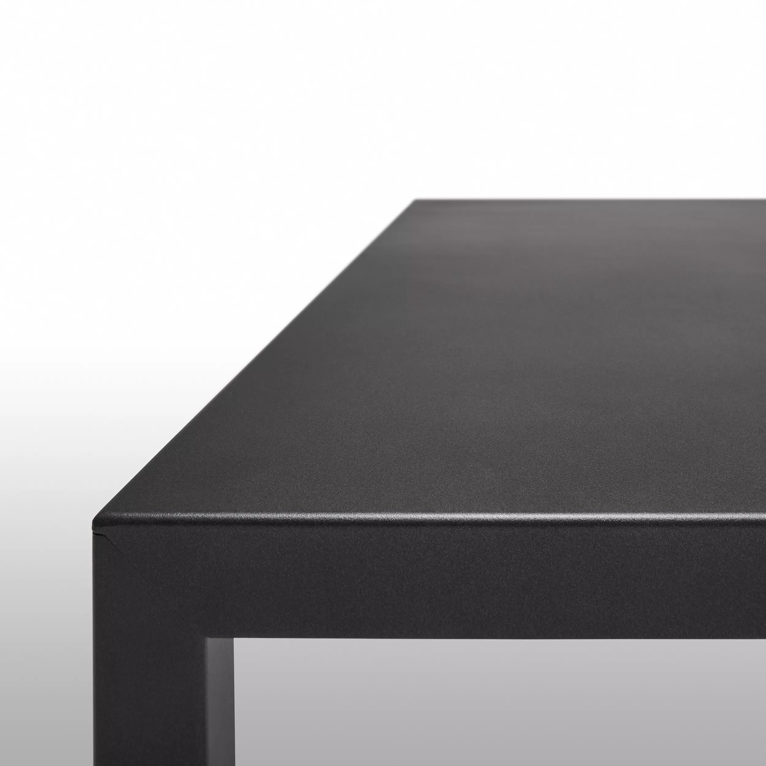 MDF Italia Tense Tisch in Schwarz ohne Hintergrund