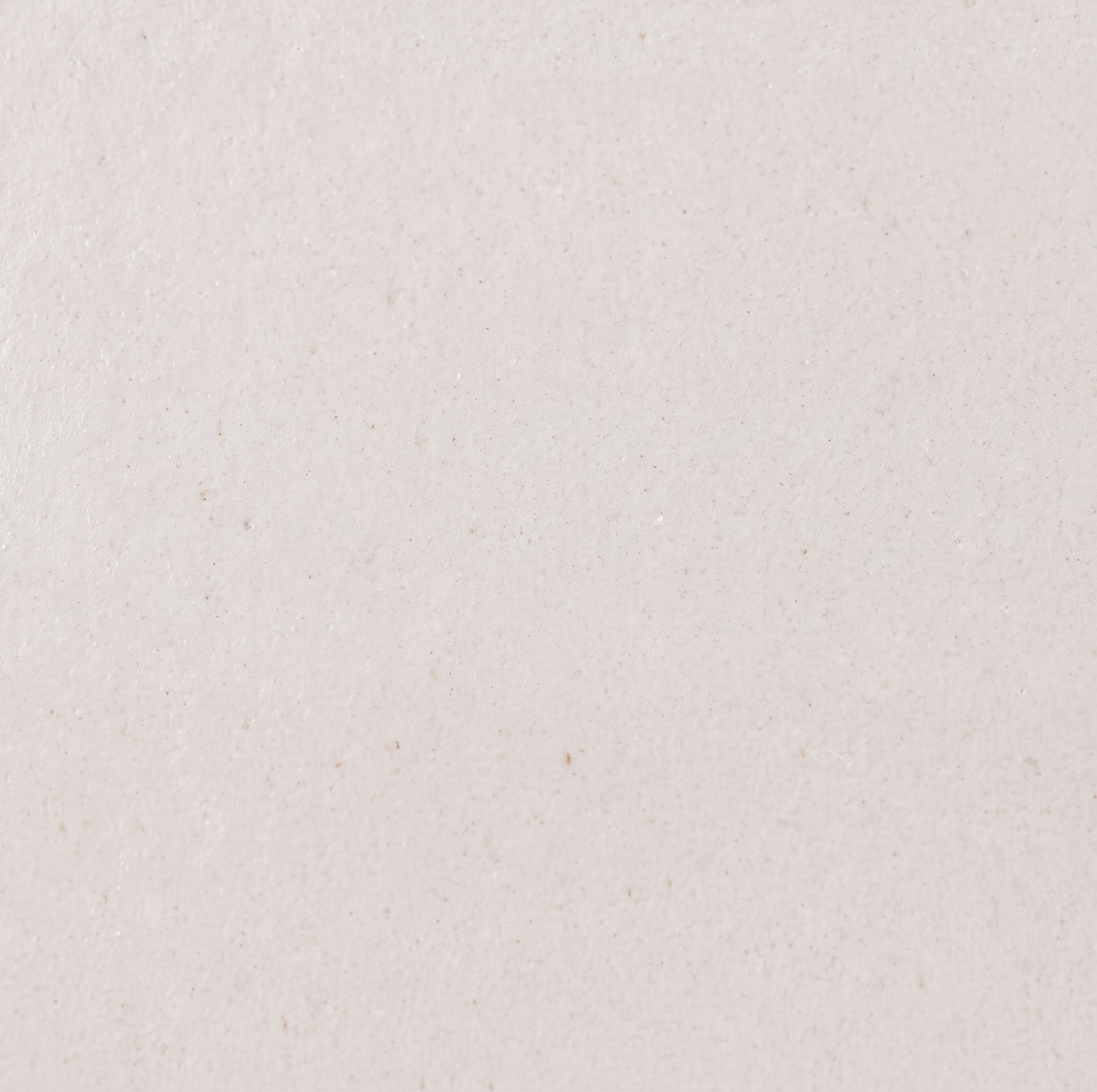 WHITE - WUM