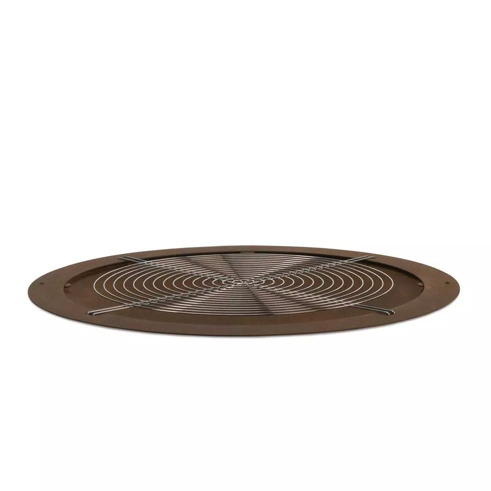 AK47 Hole Feuerstelle aus oxidiertem Stahl 136 cm ohne Hintergrund