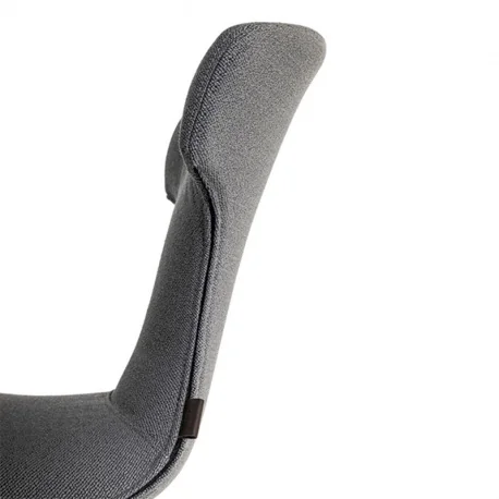 poltrona frau montera mas stuhl