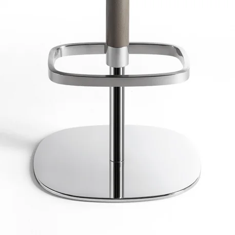 poltrona_frau_archibald_barhocker_mittelfuss