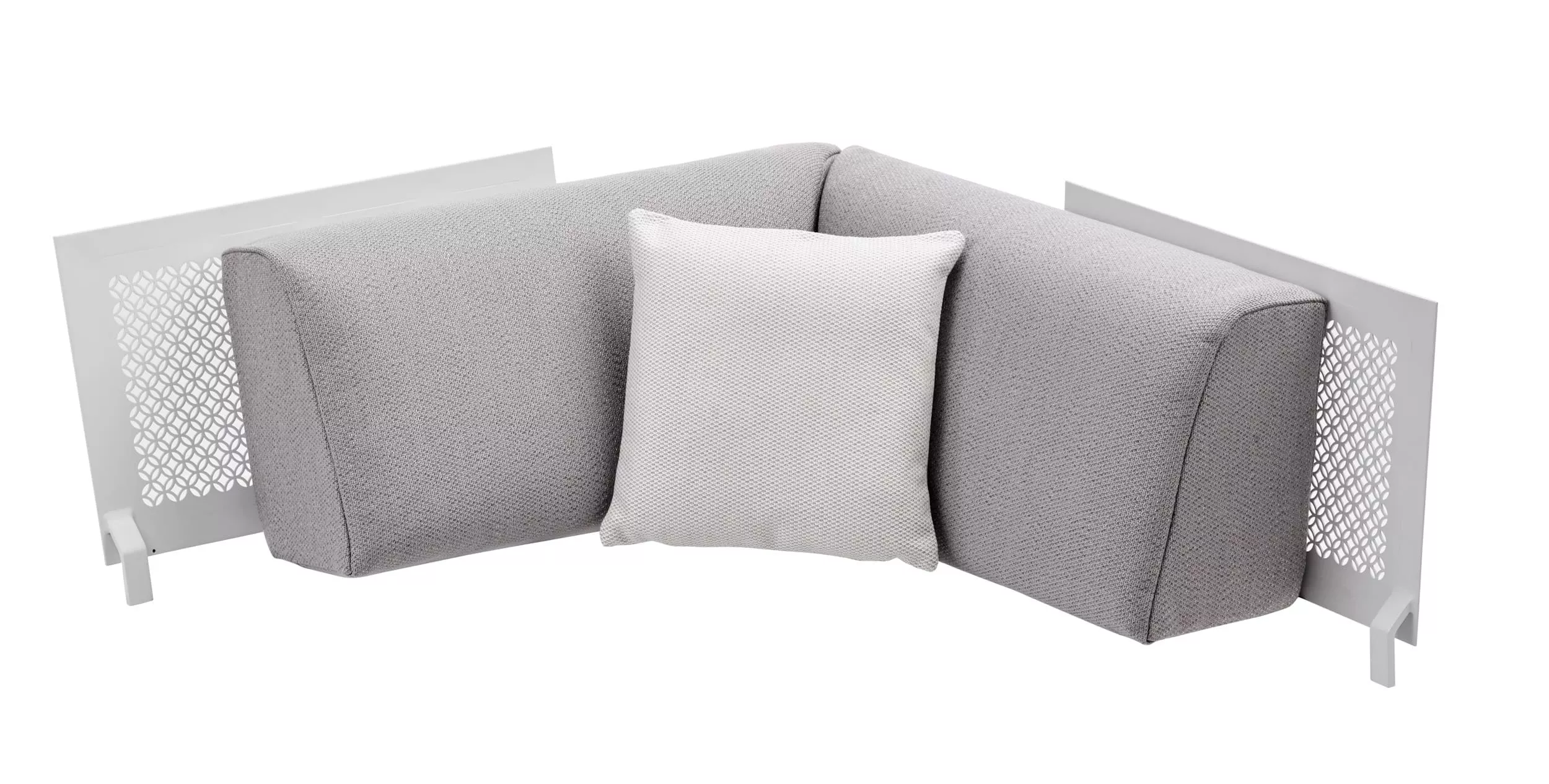 Solpuri Boom Rücken Modul Ecke in Grau mit einem weißen Kissen ohne Hintergrund