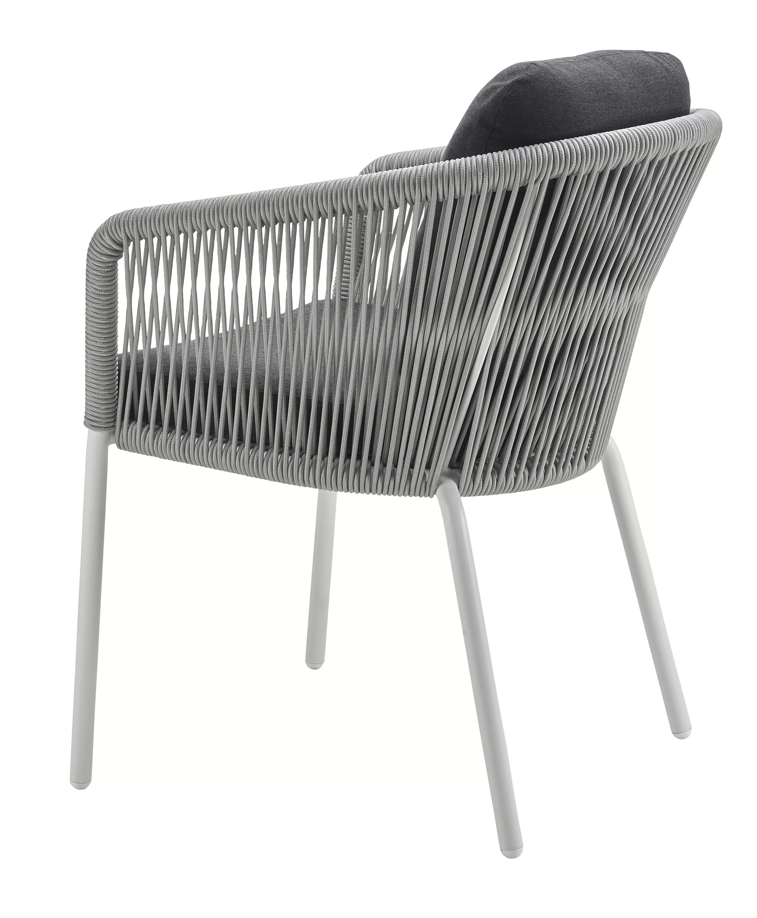 Solpuri Loop Dining Sessel in Weiß mit grauem Kissen in einem Studio ohne Hintergrund