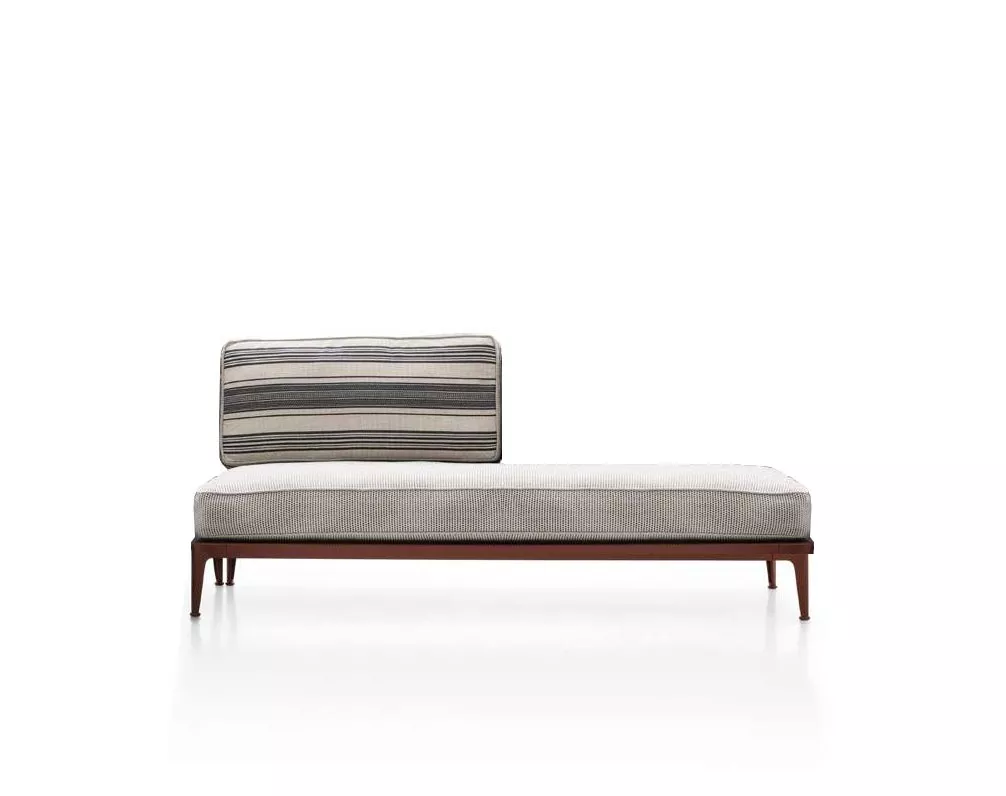 B&B Italia Ribes Loungemodul Bank links 190 cm in hellem Stoff mit gestreifter Rückenlehne auf weißem Hintergrund