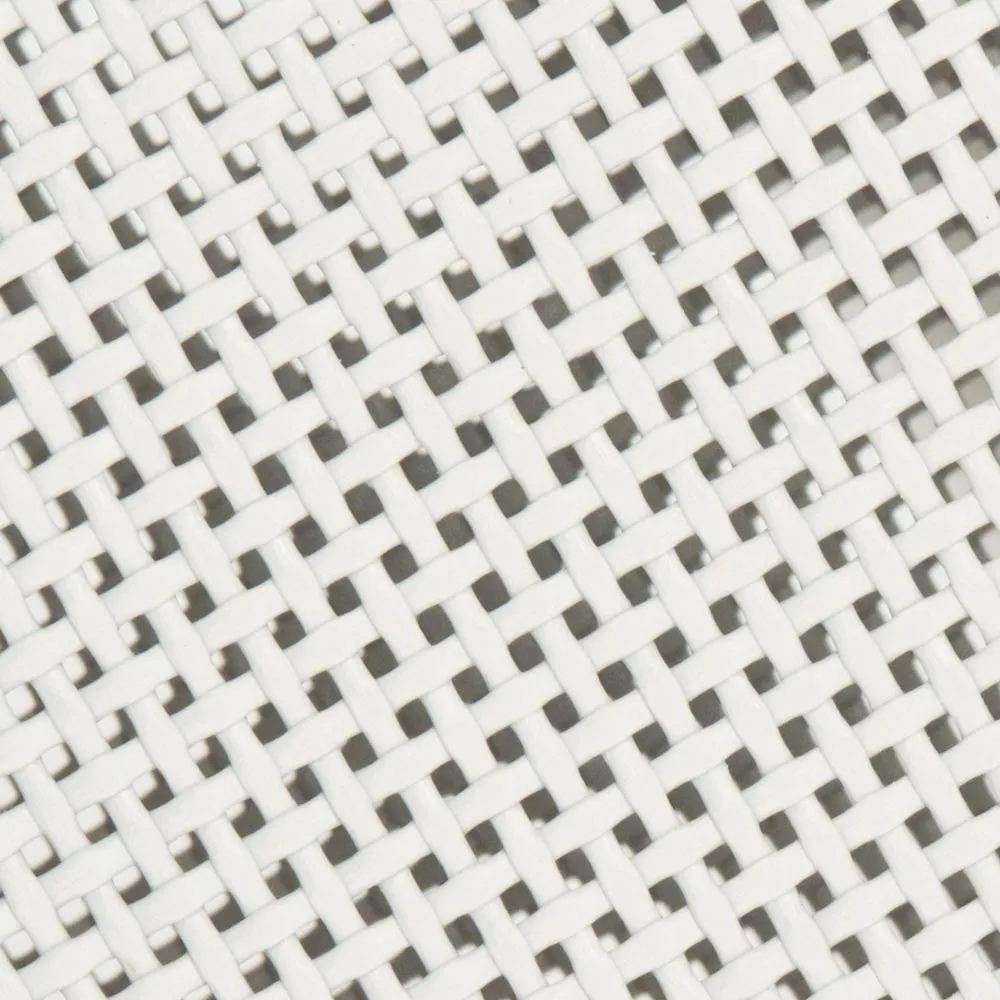 704 pearl gray und white