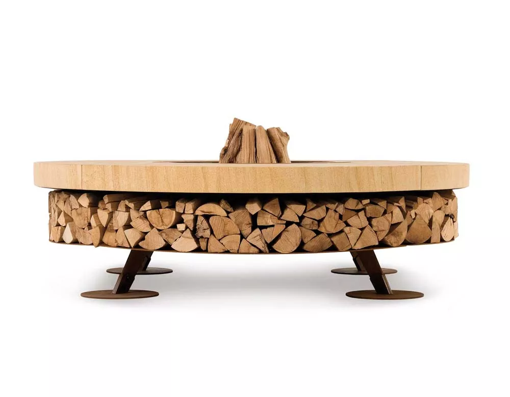 AK47 Ercole Feuerstelle aus Marmor Sandy Stahl Small 150 cm ohne Hintergrund