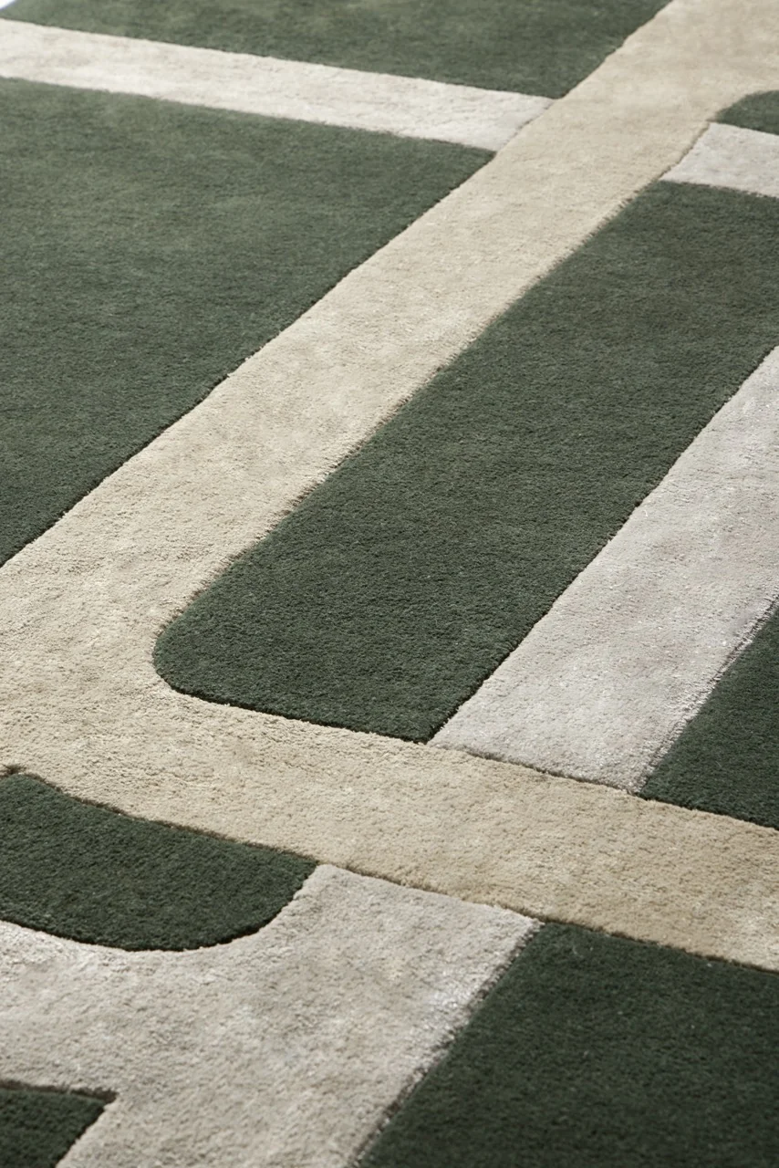 Dark bronze & champagne