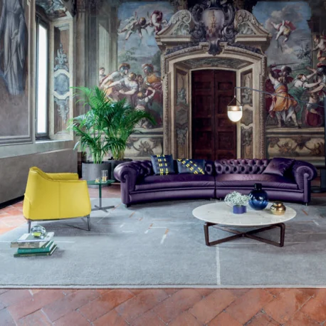 Die Fidelio Serie ist eine vielseitige Kollektion die sich leicht mit anderen Möbeln von Poltrona Frau kombinieren lässt