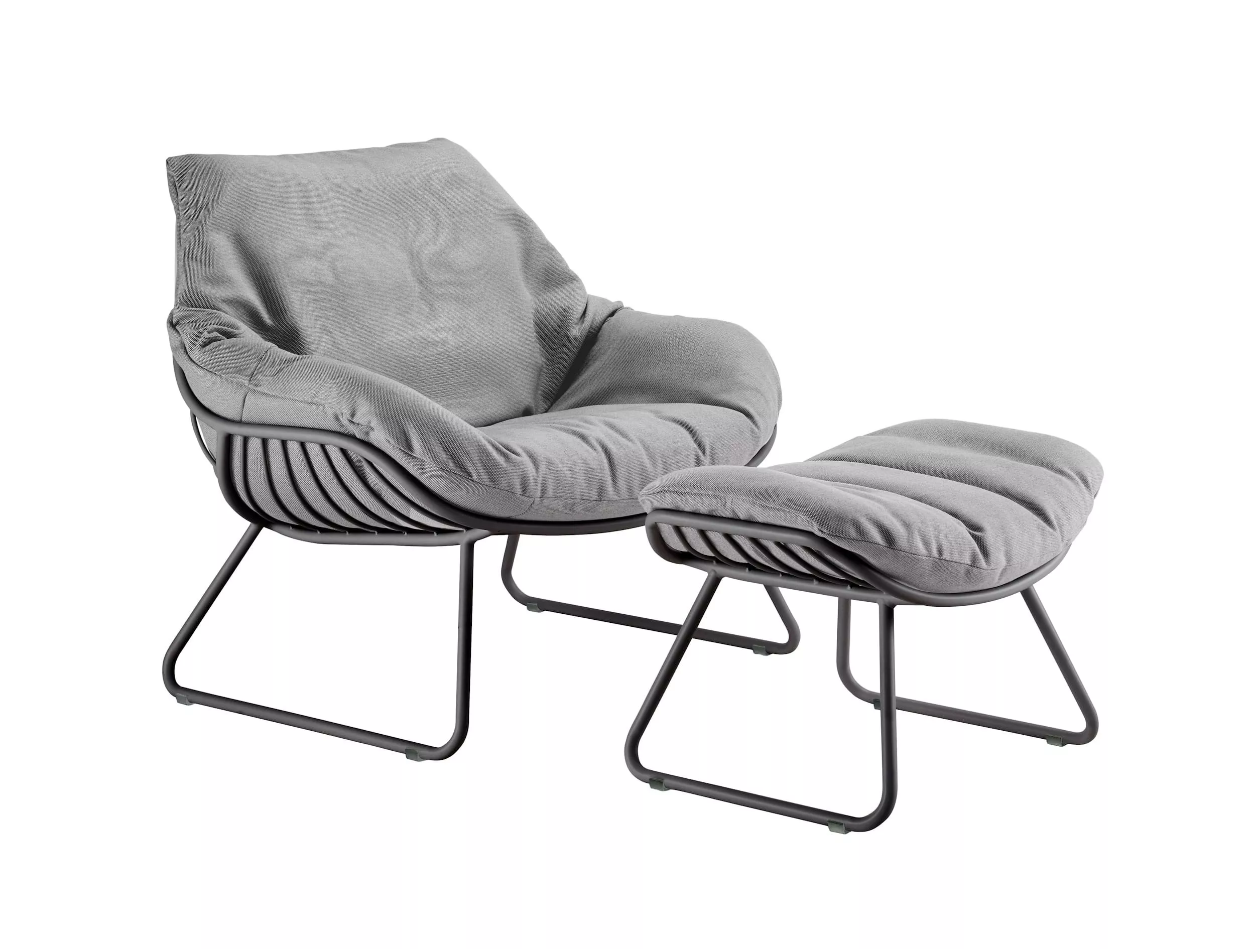 Solpuri Chill Lounge Sessel XL in Anthracite mit passendem Hocker in einem Studio ohne Hintergrund