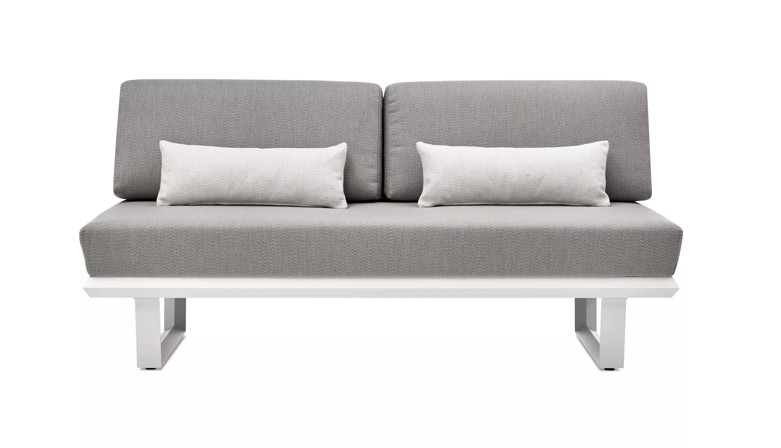 Solpuri Boom Modul M in Grau mit zwei weißen Kissen ohne Hintergrund