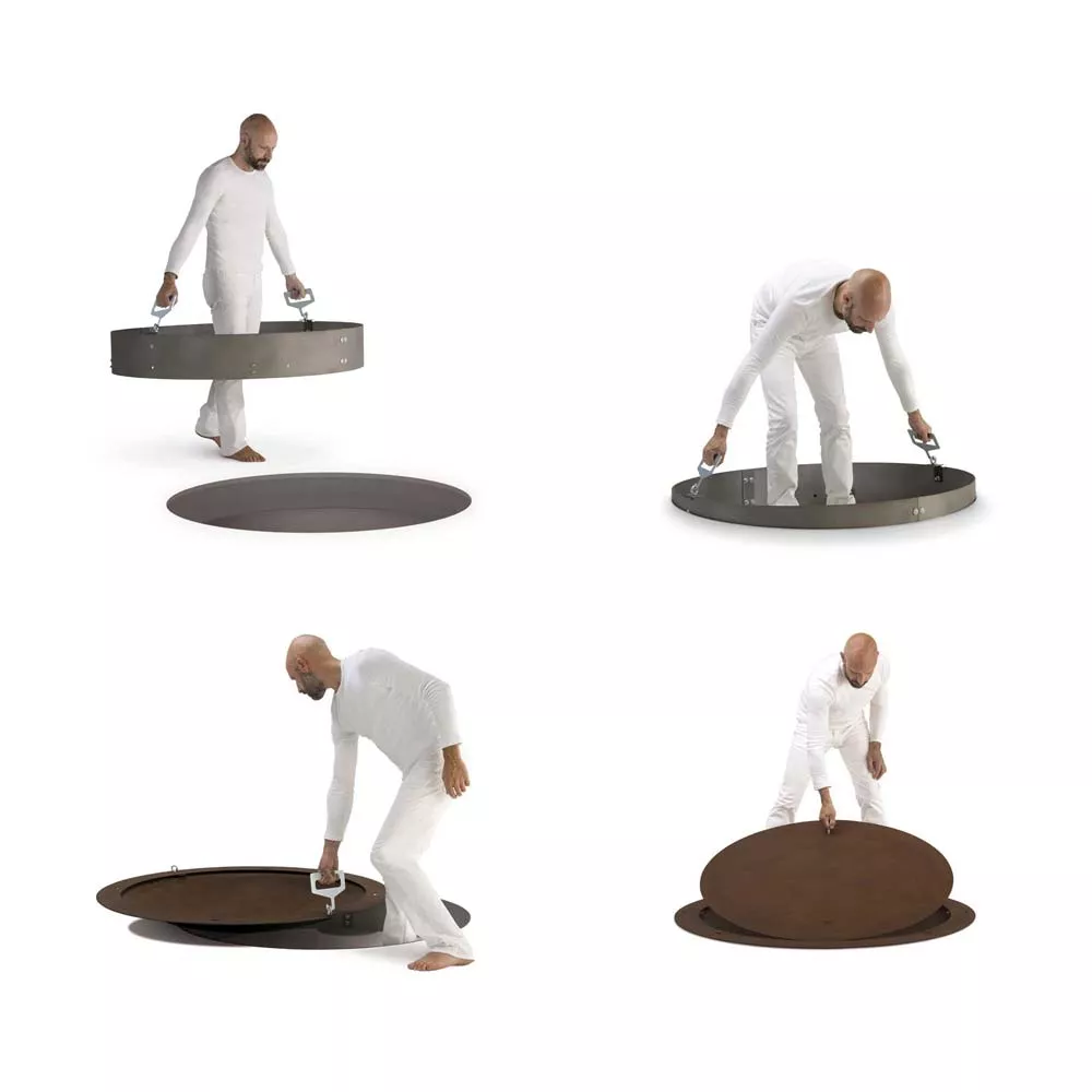 Ein Mann in weißer Kleidung zeigt die Nutzung der AK47 Hole Feuerstelle aus oxidiertem Stahl in einer Serie von vier Bildern ohne Hintergrund