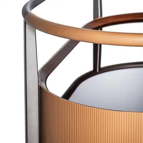 Poltrona Frau Mi Möbel sind ein elegantes und vielseitiges Möbelstück für Ihr Zuhause