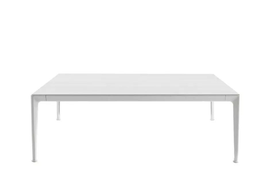 B&B Italia Mirto Outdoor Loungetisch 120x120 cm mit Tischplatte aus Aluminium oder Iroko ohne Hintergrund