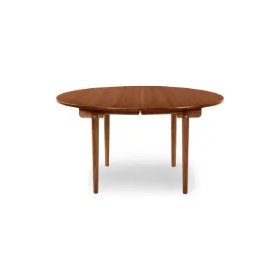 Carl Hansen CH337 Esstisch